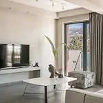 The Twelve Collection Aparthotel