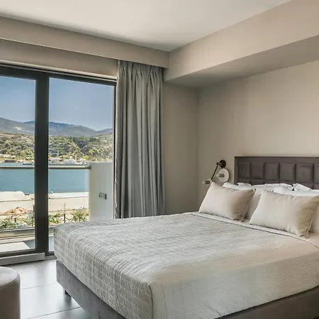 The Twelve Collection * Argostoli (Kefalonia)
