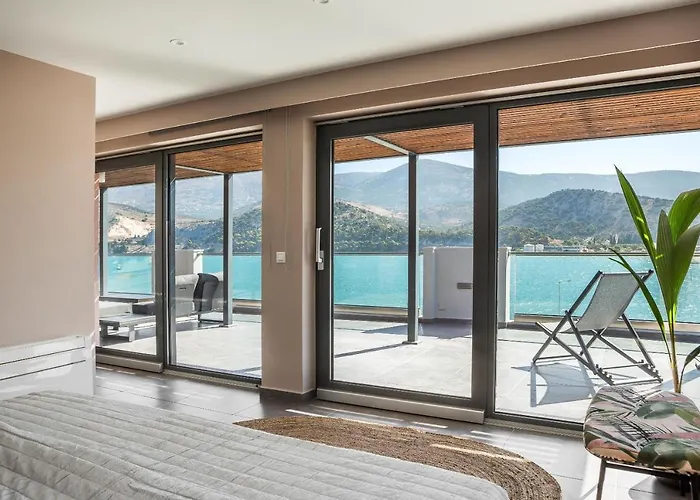 The Twelve Collection Aparthotel