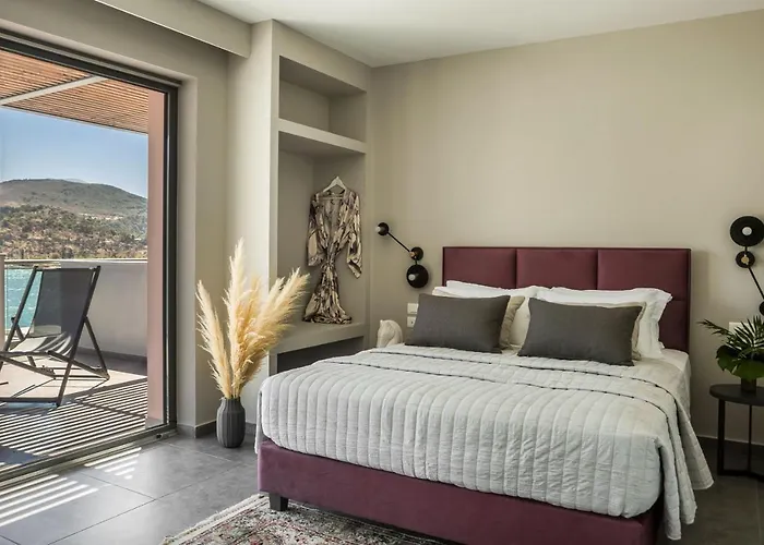 Aparthotel The Twelve Collection 4*