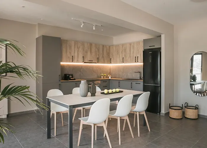 Aparthotel The Twelve Collection 4*