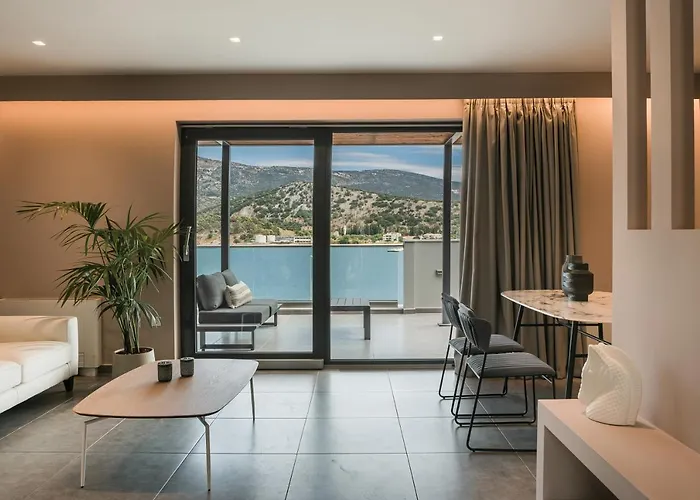 The Twelve Collection Aparthotel