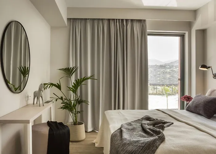 The Twelve Collection Aparthotel