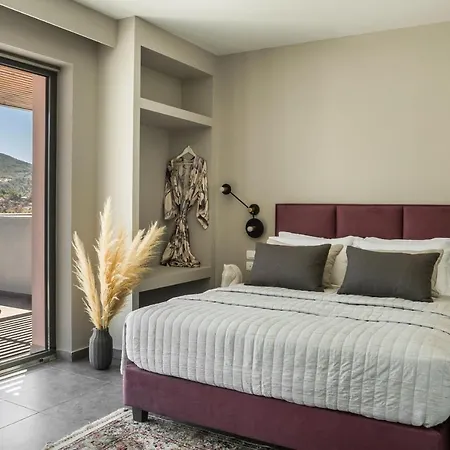 Aparthotel The Twelve Collection 4*