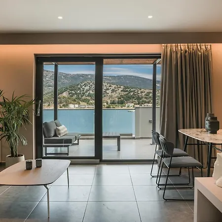 The Twelve Collection Aparthotel